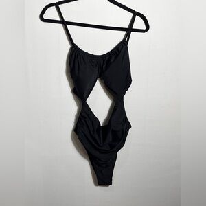Blooming Jelly Black Cutout One-Piece Swimsuit Large NWT